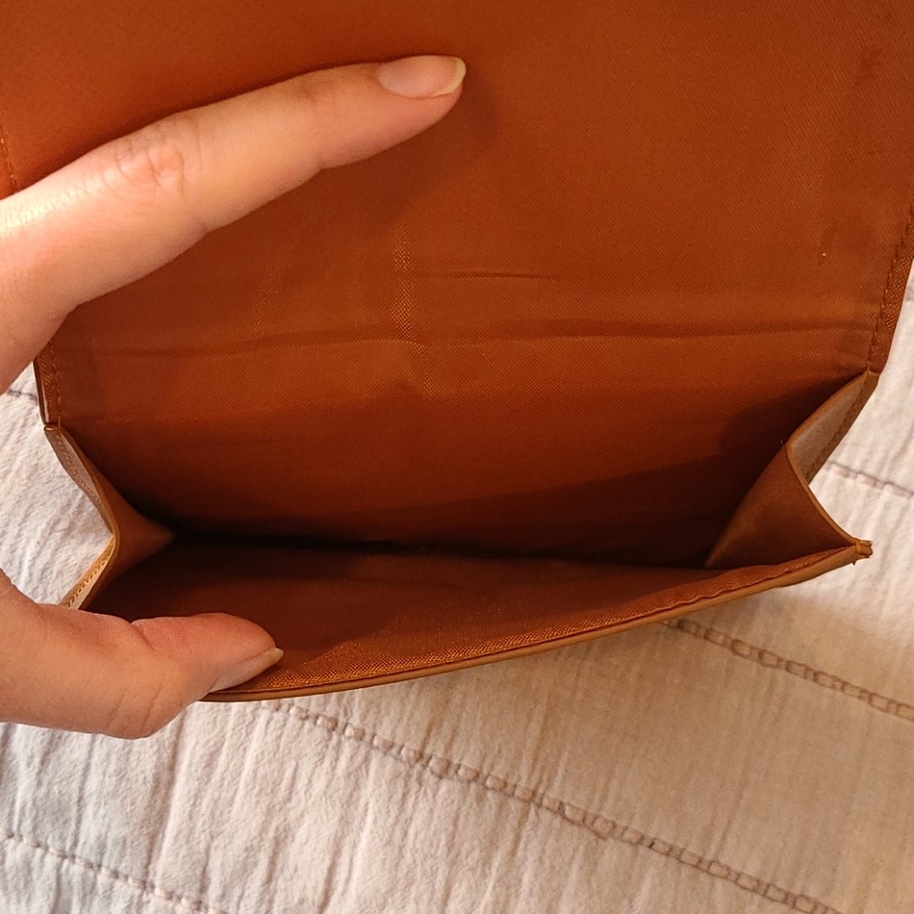 Wallet - Picture 3 of 4